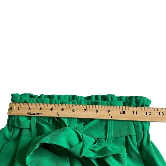 Reserved Eco Aware High Rise Paper Bag Belt Shorts Women’s US 4 Minimalist Green - Picture 6 of 12
